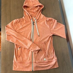 Vuori halo performance hoodie